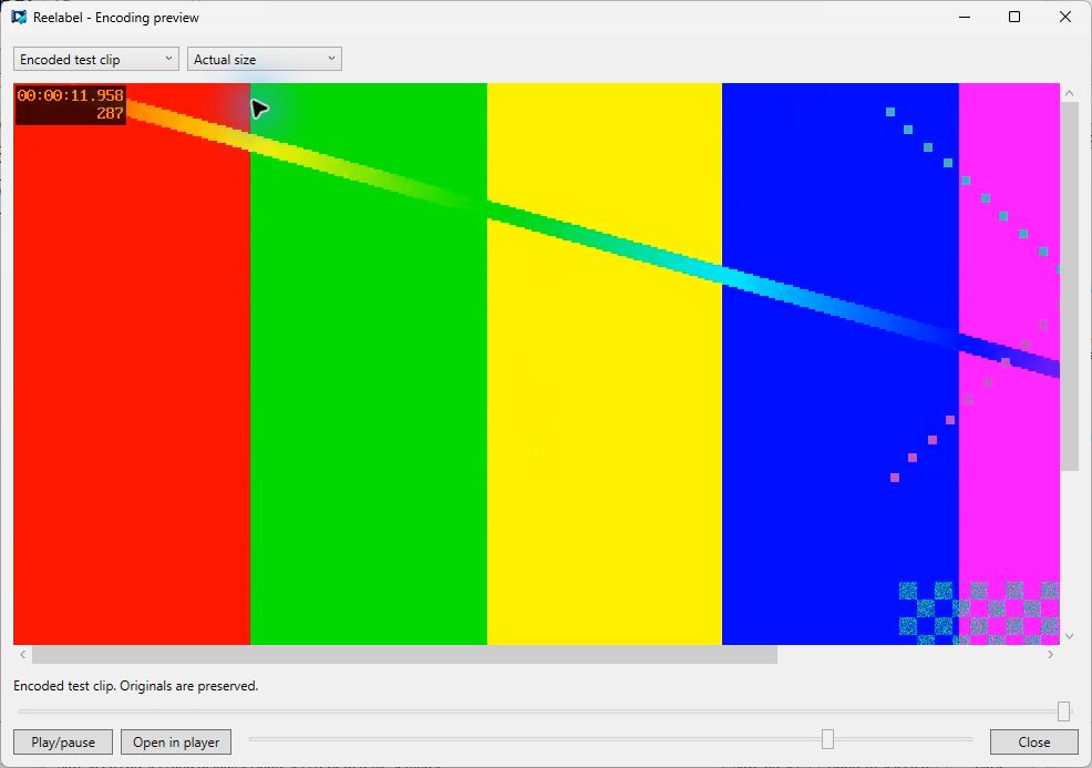 Actual-size preview with scrollbars